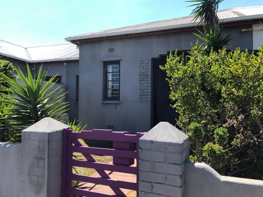 2 Bedroom Property for Sale in Brooklyn Western Cape